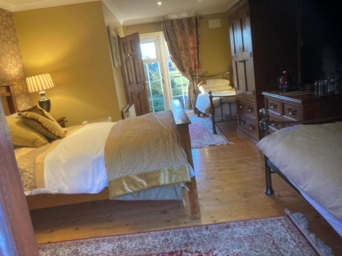 Evergreen Bed&Breakfast Swords Buitenkant foto